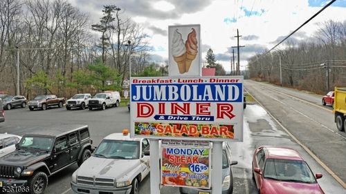 438 Us Highway 206, Branchville, NJ, 07826-6026 | Card Image