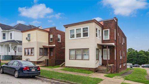 1002 & 1004 Gaston Avenue, Cambridge, OH, 43725 | Card Image