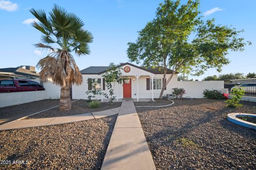 2547 W Adams St, Phoenix, AZ, 85009-5142 | Card Image
