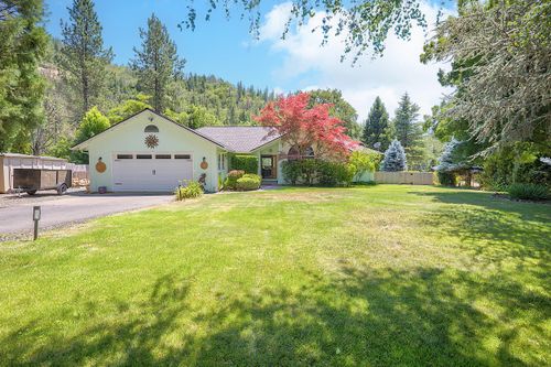 24722 Highway 62, Trail, OR, 97541-9737 | Card Image
