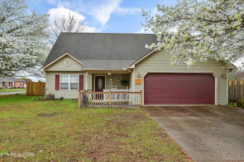 7605 Applecross Rd, Corryton, TN, 37721-2932 | Card Image