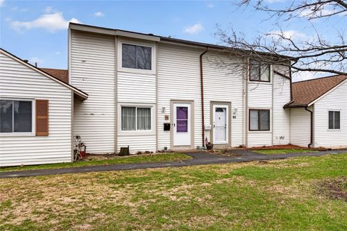 93 Windsorshire Dr, Rochester, NY, 14624-1250 | Card Image