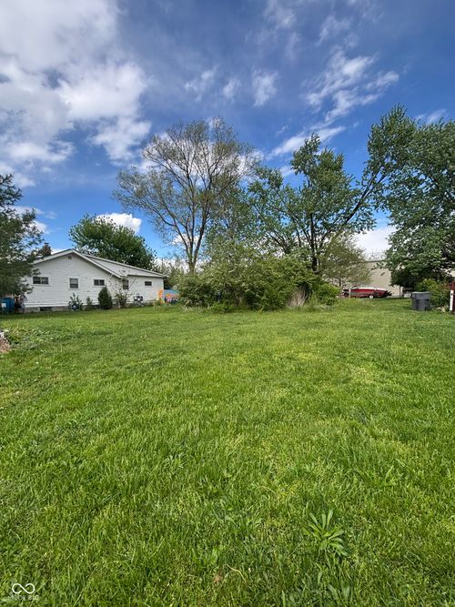 943 N Kealing Ave, Indianapolis, IN, 46201-2523 | Card Image