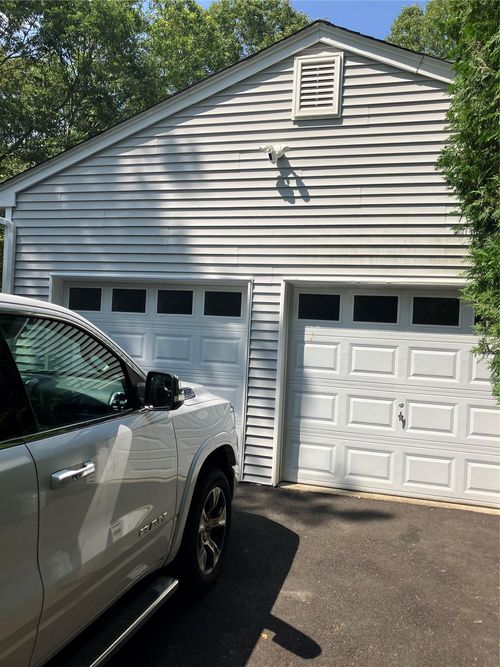 9 Silas Woods Rd, Manorville, NY, 11949-3052 | Card Image