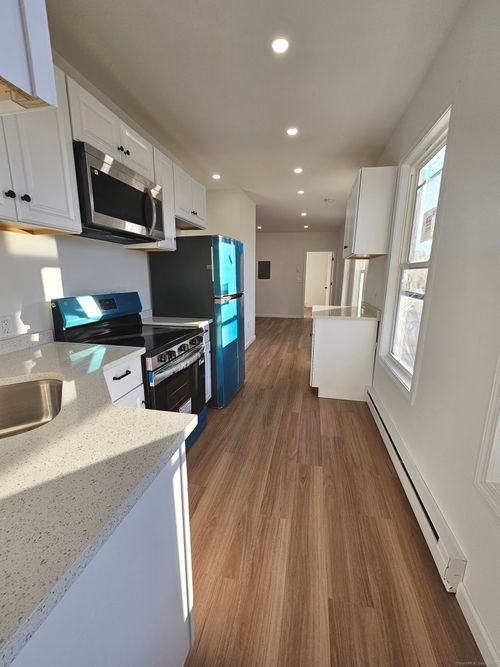 3b-1153 Main St, Willimantic, CT, 06226-2037 | Card Image