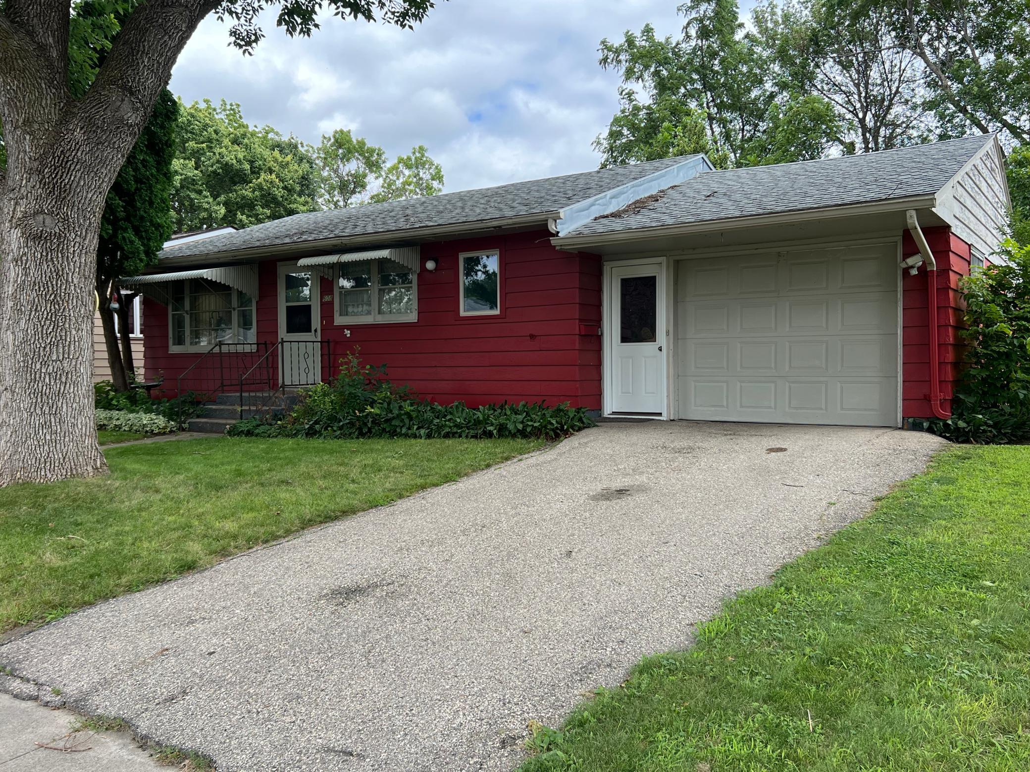 Orchard St, Ortonville, MN 56278