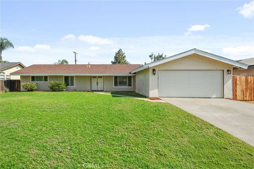 22246 Mavis St, Grand Terrace, CA, 92313-5629 | Card Image