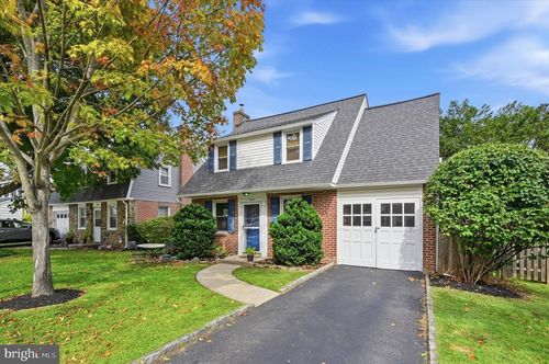 203 Canterbury Rd, HAVERTOWN, PA, 19083-5713 | Card Image