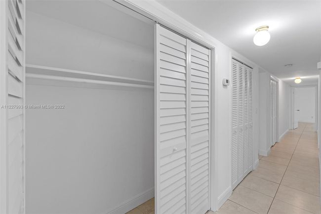 4995 Ponce De Leon Blvd / 1050 Sistina Av, Home with 0 bedrooms, 0 bathrooms and 8 parking in Coral Gables FL | Image 7