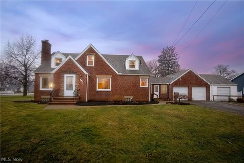 3065 25th St Nw, Canton, OH, 44708-2435 | Card Image