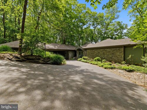 106 Melvin Dr, MILLERSVILLE, PA, 17551-9780 | Card Image