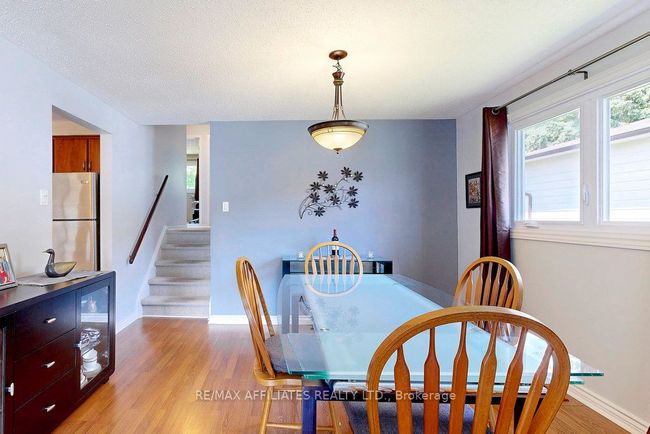 22 Red Maple Cres, House other with 3 bedrooms, 1 bathrooms and 2 parking in Gloucester ON | Image 14