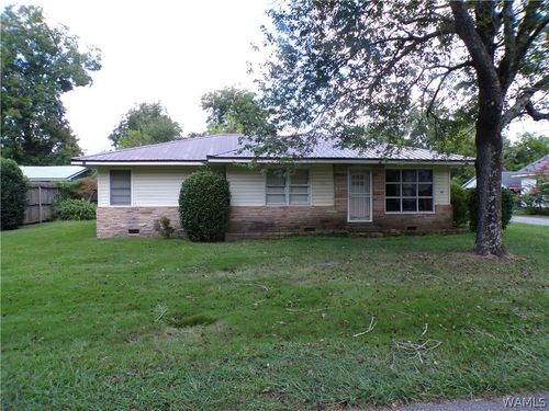 833 3rd Ave Ne, Fayette, AL, 35555-2026 | Card Image