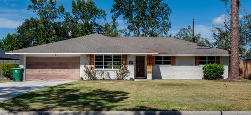8922 Opelika St, Houston, TX, 77080-1739 | Card Image