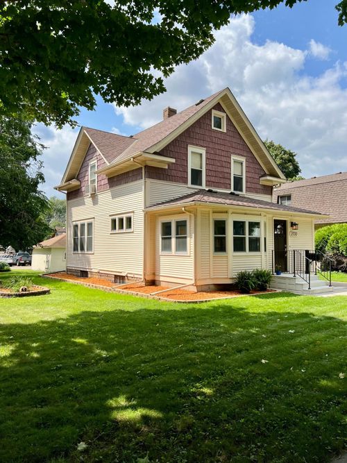 2730 Ulysses St Ne, Minneapolis, MN, 55418-3050 | Card Image