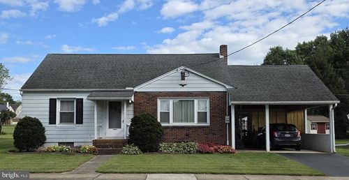 17 Keeler Ave, STEVENS, PA, 17578-9360 | Card Image