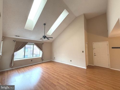 5115C Aberdeen Dr, MOUNT LAUREL, NJ, 08054-5626 | Card Image