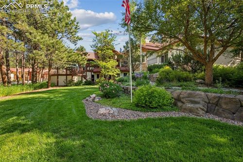 18585 Arrowwood Dr, Monument, CO, 80132-8776 | Card Image