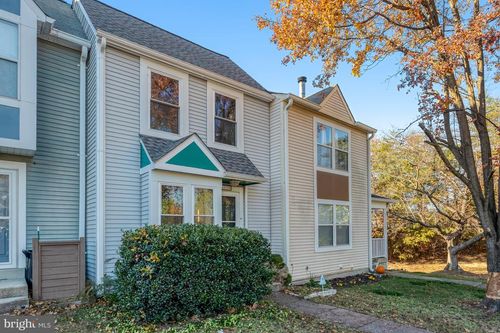 15324 Gatehouse Ter, WOODBRIDGE, VA, 22191-4100 | Card Image