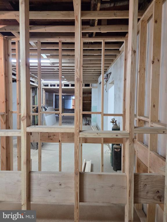 Commercial Sale in BALTIMORE 3