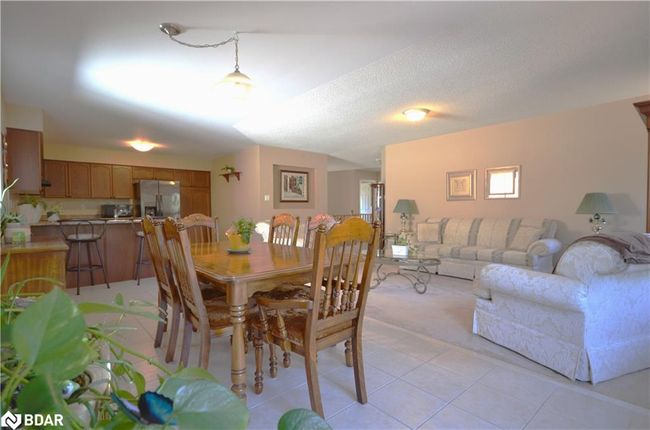 21 Red Pine Cres, House other with 2 bedrooms, 2 bathrooms and 6 parking in Wasaga Beach ON | Image 9