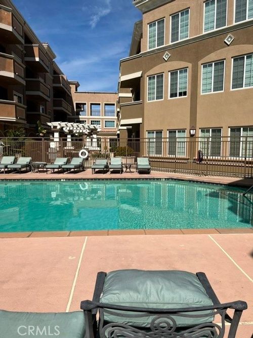 342-2750 Artesia Blvd, Redondo Beach, CA, 90278-2704 | Card Image