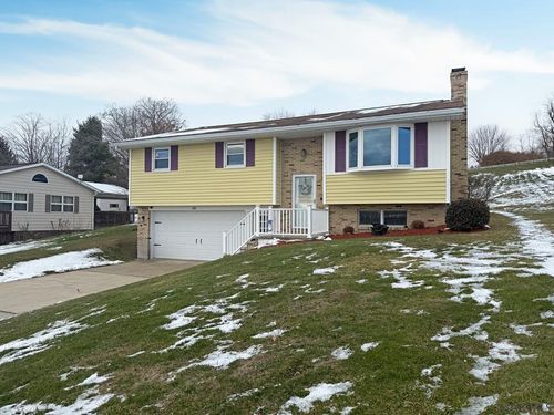 141 Jacqueline Dr, Johnstown, PA, 15904-1258 | Card Image