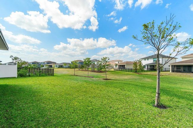 1846 Wandering Willow Way, House other with 3 bedrooms, 2 bathrooms and null parking in Loxahatchee FL | Image 17