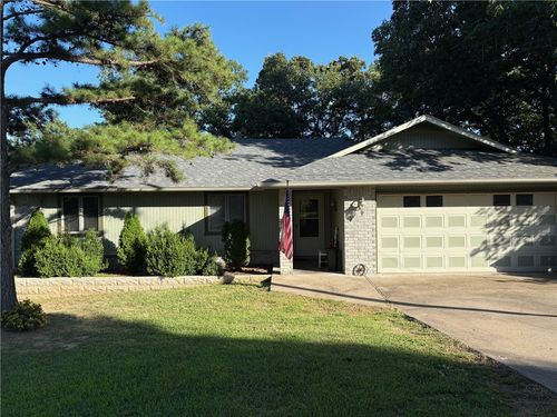 1 Brighstone Ln, Bella Vista, AR, 72715-6215 | Card Image