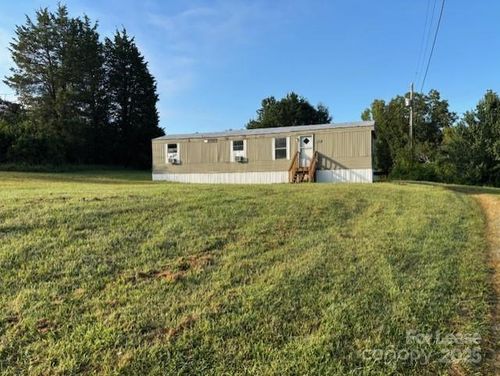 435 Fern Hill Rd, Troutman, NC, 28166-9795 | Card Image