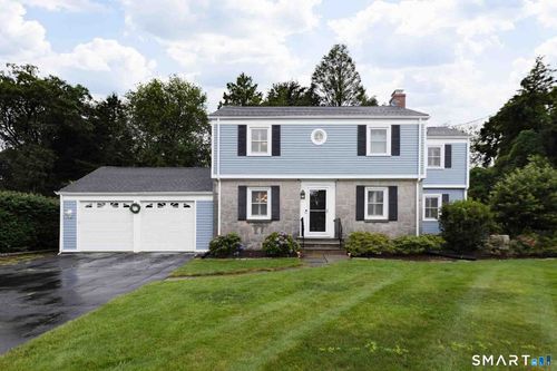 140 Round Hill Rd, North Haven, CT, 06473-4366 | Card Image