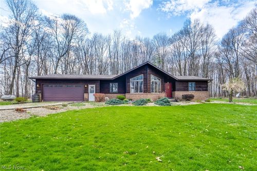 3001 Ben Fulton Rd, North Lawrence, OH, 44666-9807 | Card Image