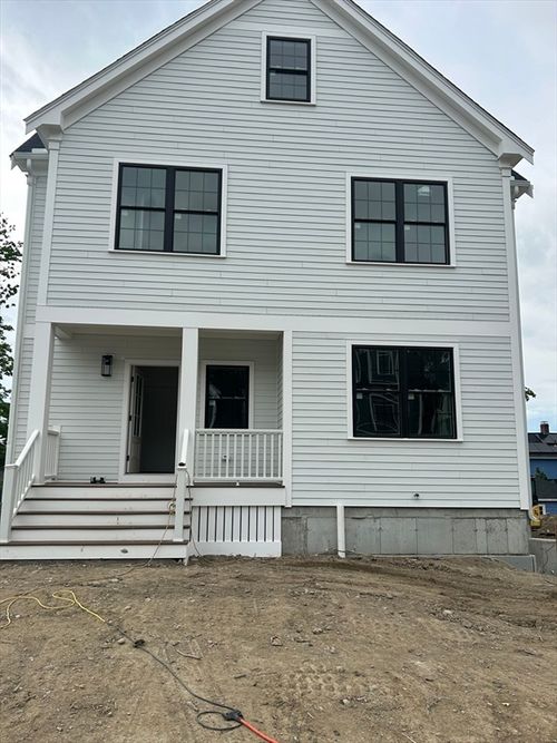 6 Kinsale Ln, Boston, MA, 02136-3647 | Card Image