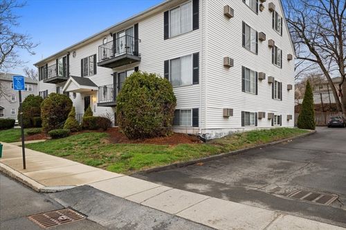 apt-3-155 Hamilton St, Worcester, MA, 01604-2200 | Card Image
