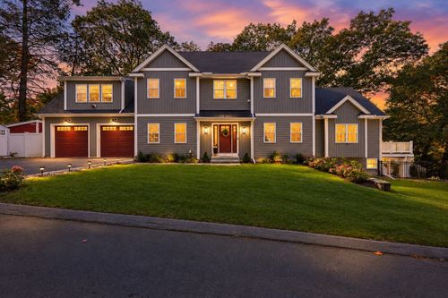 15 Wellesley Ave, Burlington, MA, 01803-3251 | Card Image