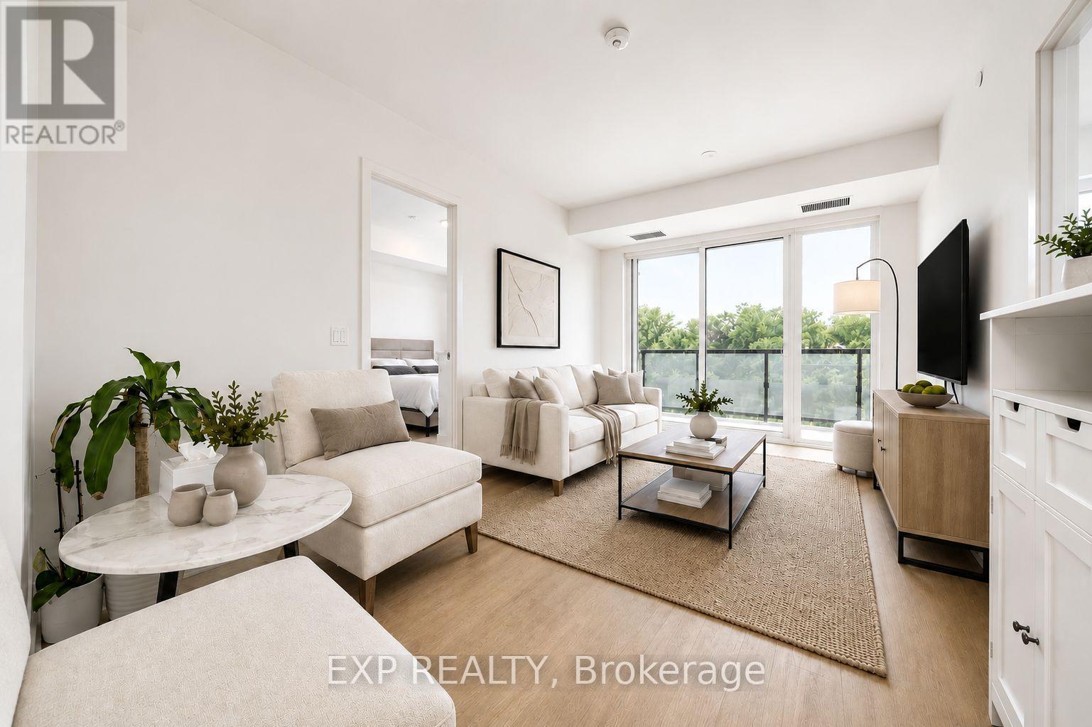 Residential in Vaughan (Uplands) 3