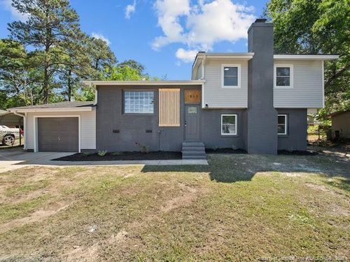 1813 Cawdor Dr, Fayetteville, NC, 28304-4938 | Card Image