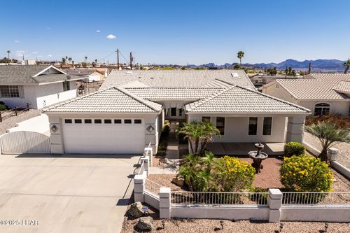 3140 Maracaibo Dr, Lake Havasu City, AZ, 86404-5241 | Card Image