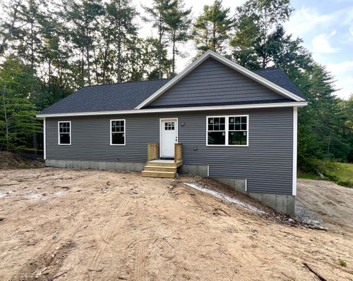 92 Crescent Drive, Waterboro, ME, 04061 | Card Image
