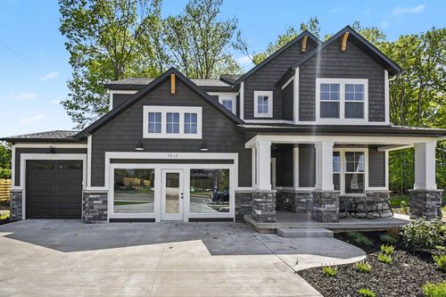 7612 Clementine Ave Sw, Byron Center, MI, 49315-7507 | Card Image