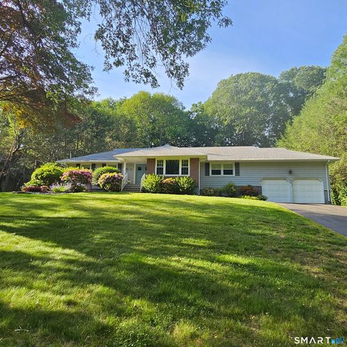 85 Canterbury Ln, Trumbull, CT, 06611-3003 | Card Image