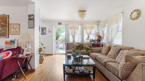 22906 113th Ave, Queens Village, NY, 11429-2717 | Card Image