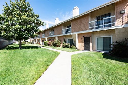 58-16465 Green Tree Blvd, Victorville, CA, 92395 | Card Image
