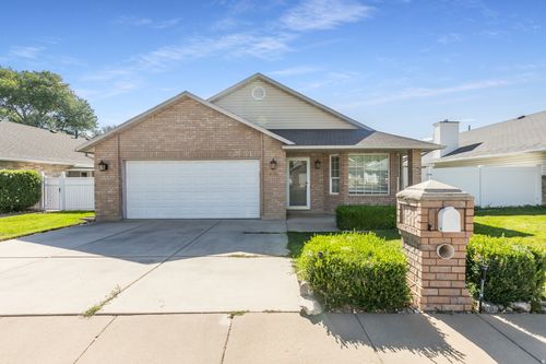 4046 850, Riverdale, UT, 84405-2679 | Card Image