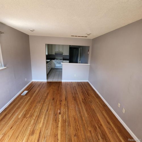 1564 Garfield Ave, Lincoln Park, MI, 48146-2308 | Card Image