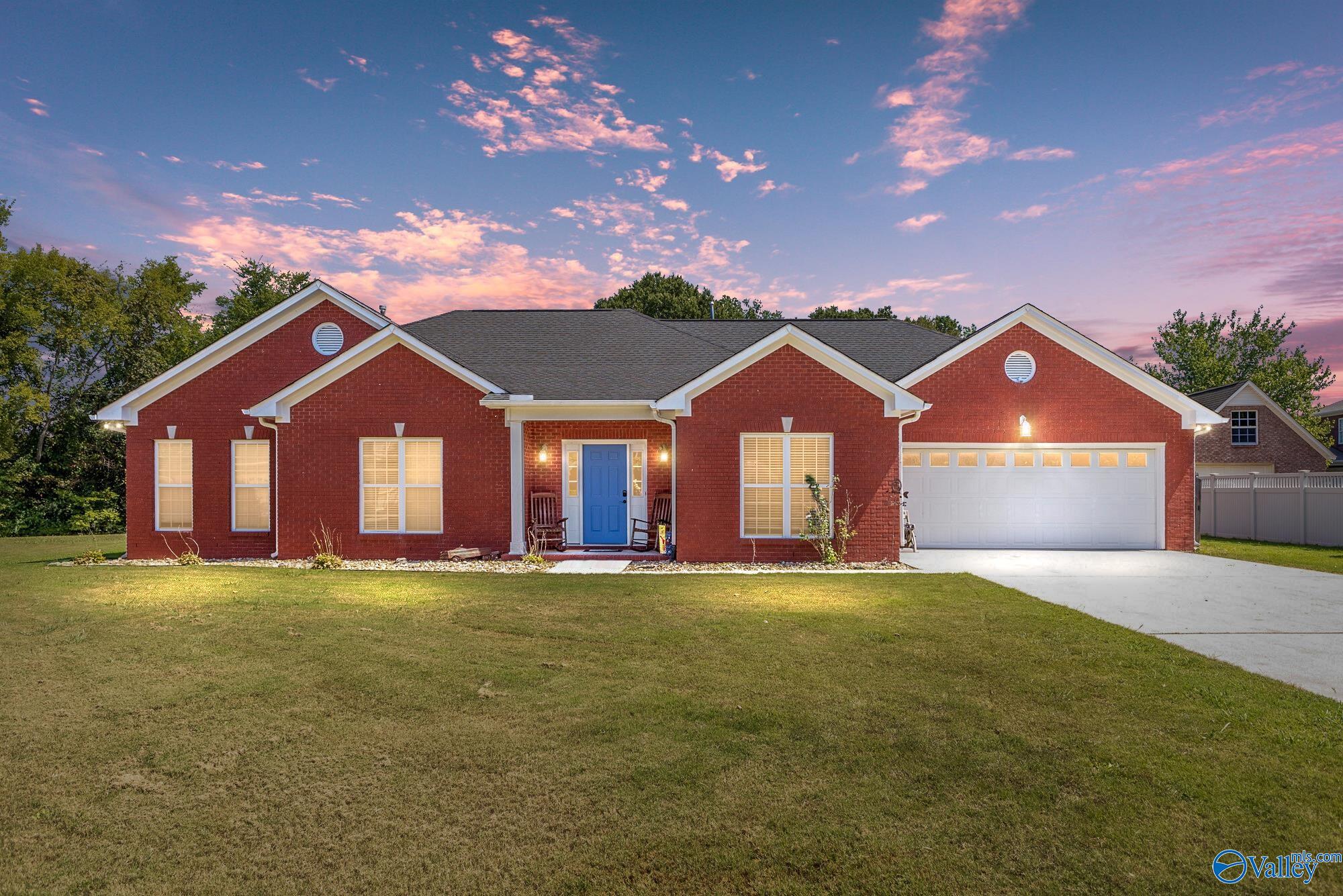 Sweetbriar Pl, Decatur, AL 35603 #1