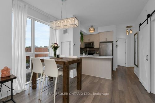 503-111 Worsley St, Barrie, ON, L4M0J5 | Card Image