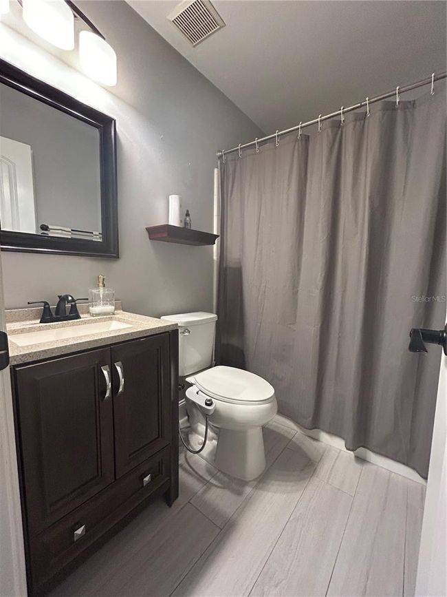 4135 Nw 16 Th Dr, Townhouse with 3 bedrooms, 2 bathrooms and null parking in GAINESVILLE FL | Image 9