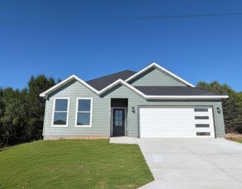 5621 San Jacinto Dr, Granbury, TX, 76048-6546 | Card Image