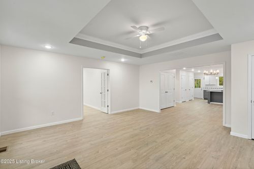 3056 Barlows Brook Rd, Shelbyville, KY, 40065-7321 | Card Image